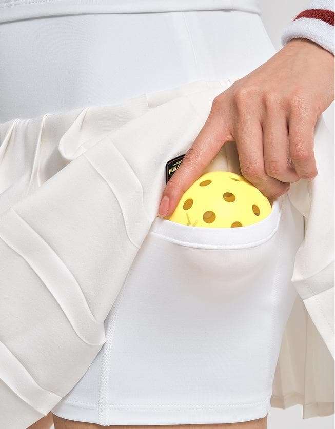 pickleball_tennis_hardcode.outfit_highlights.pocket.title
