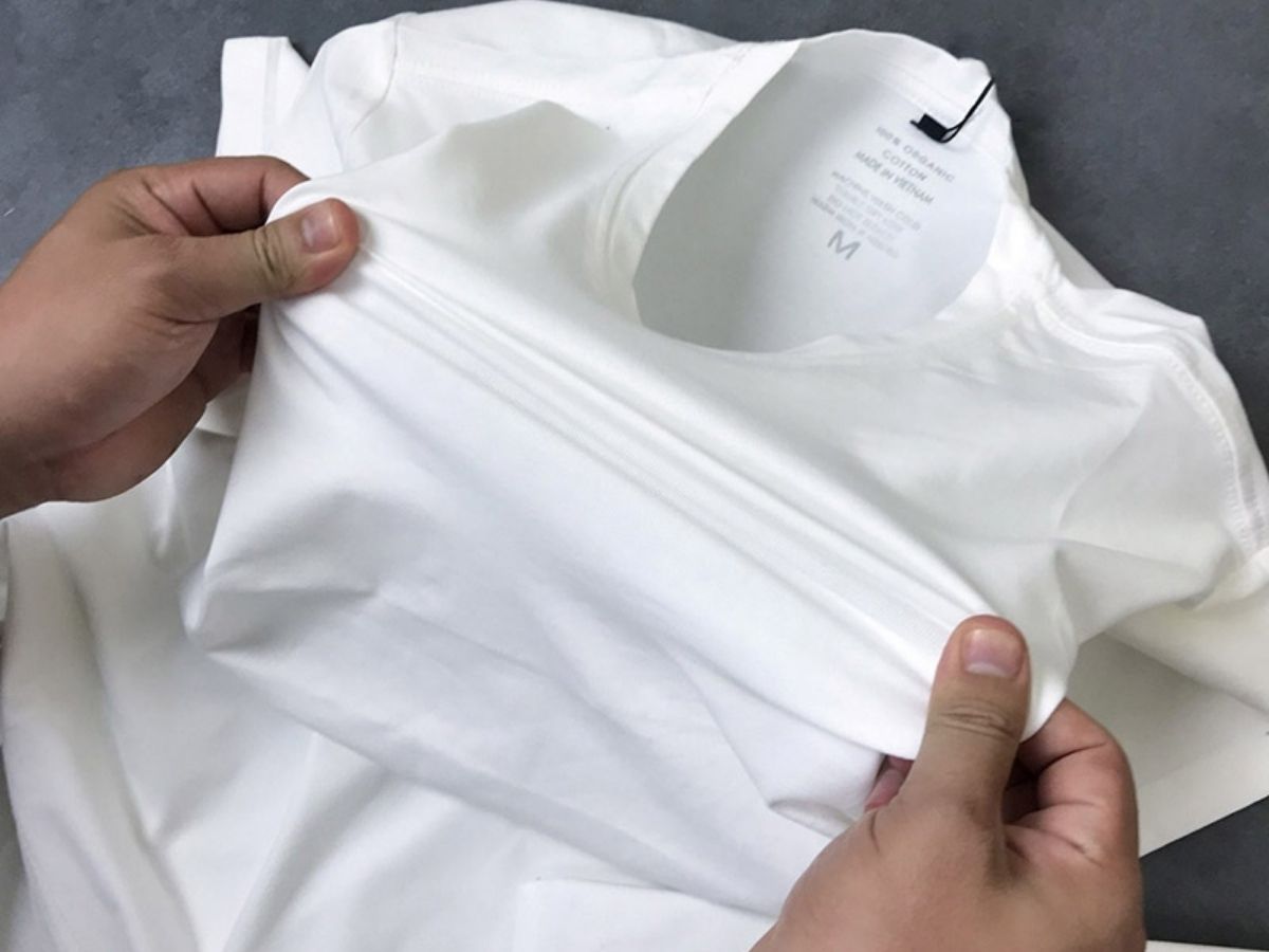 Tránh chọn trang phục làm từ vải nylon